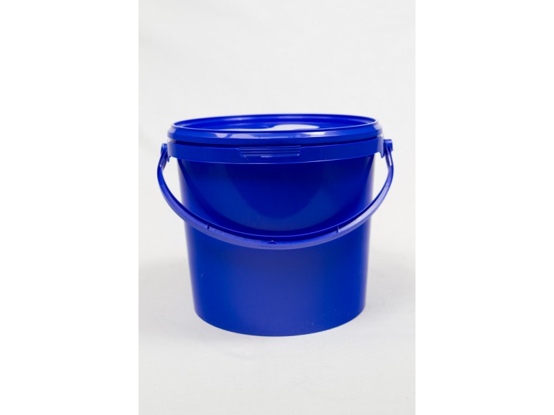 PP bucket with lid 5 l