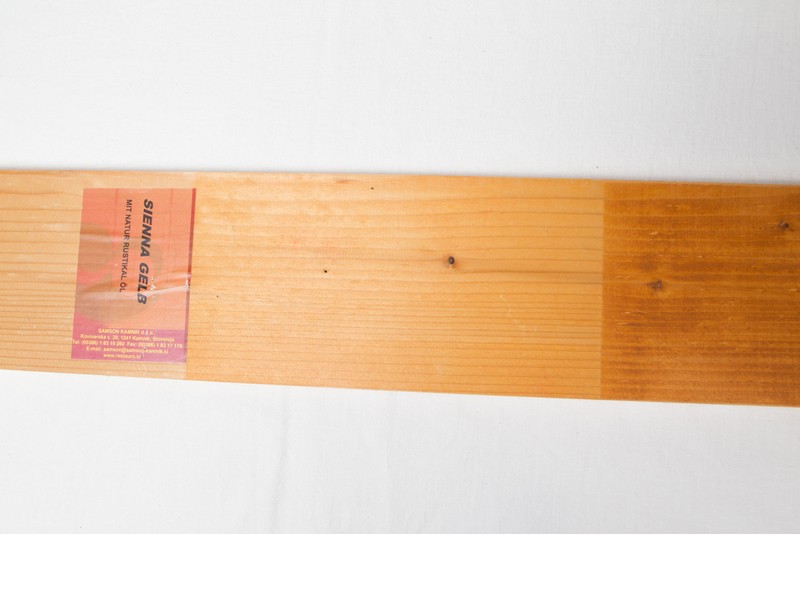 Rustikal oil for protection of indoor wooden surfaces pigmented with VIVAT pigments