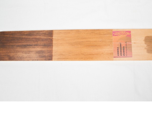 Rustikal oil for protection of indoor wooden surfaces pigmented with VIVAT pigments